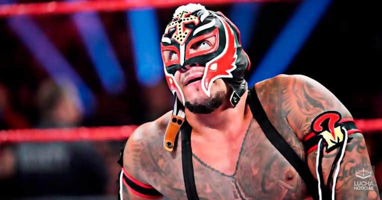 Tras lesión en el ojo ¡Rey Mysterio se retira!