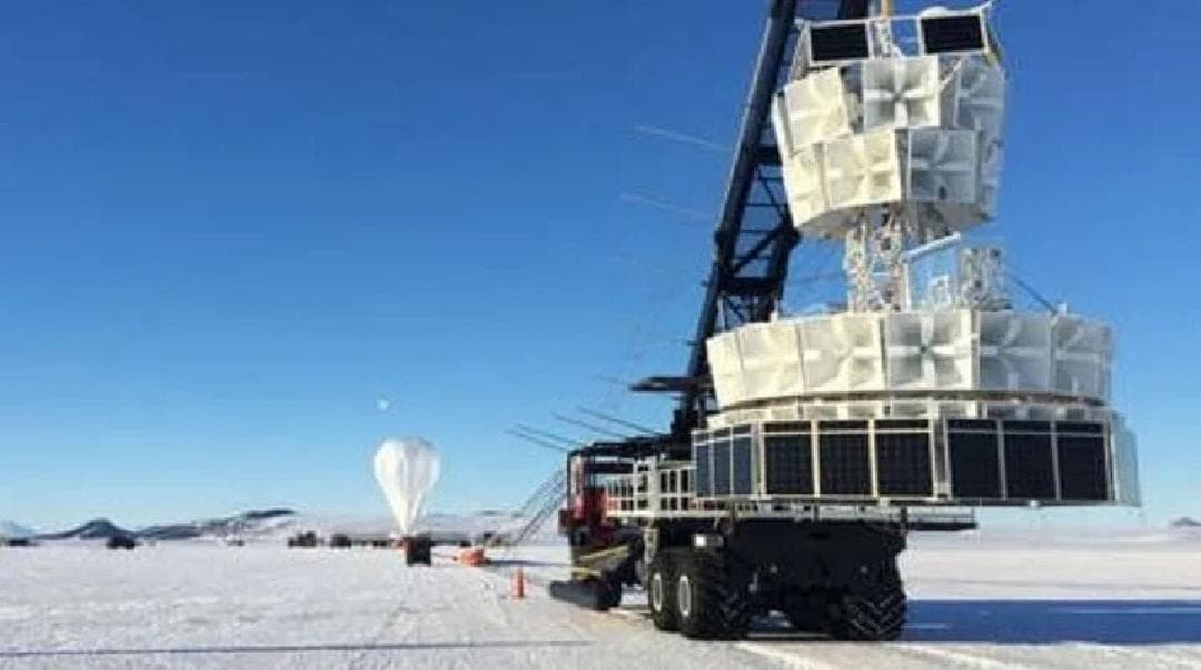 NASA podría haber descubierto ¡un universo paralelo donde el tiempo va hacia atrás!