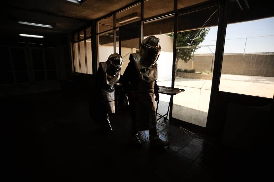 Así trabajan los cremadores de cuerpos de fallecidos por Covid-19