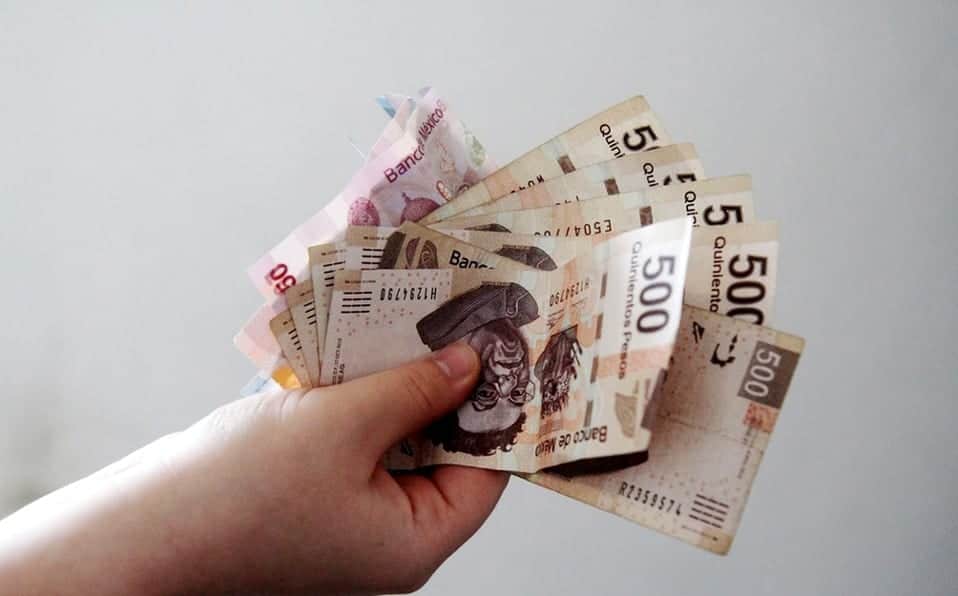 ¿Puede sobrevivir el coronavirus en los billetes?