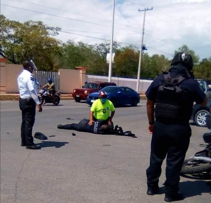 Muere policía en Chetumal al chocar contra carro de Fiscalía
