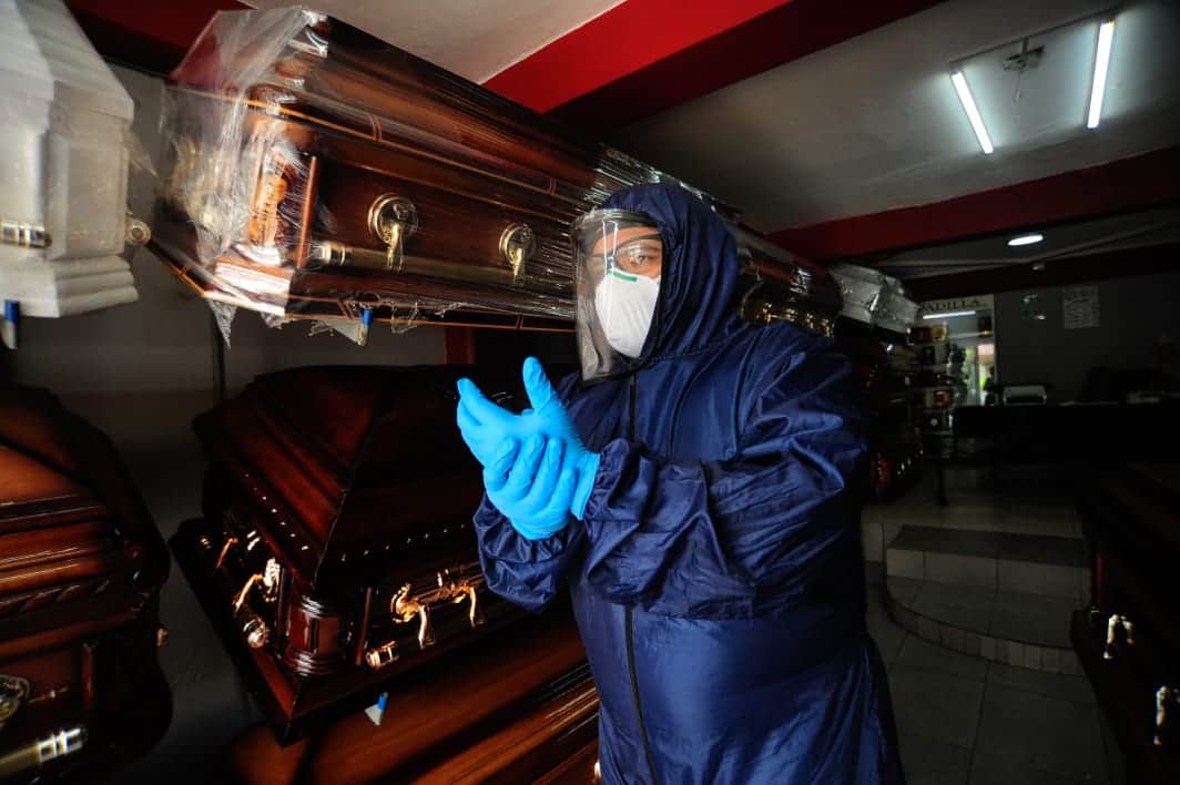 Estas son las medidas en funerarias para muertos por Covid-19