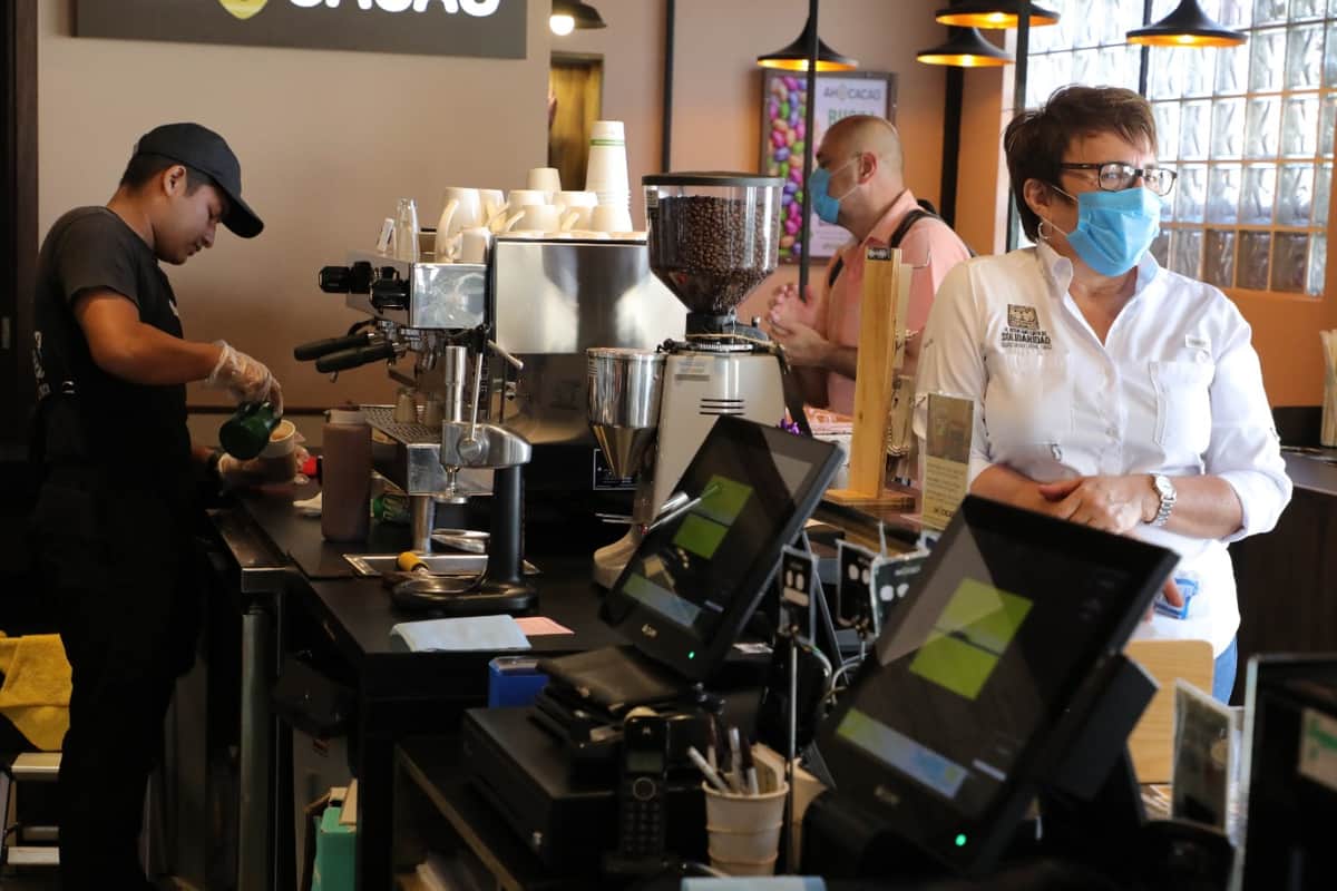 Empresas y ayuntamiento trabajan por la estabilidad de Solidaridad: Laura Beristain