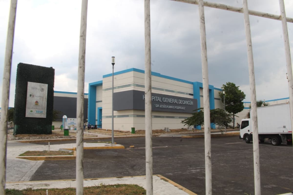 Galería: Avanza la creación de los dos hospitales de COVID-19 en Quintana Roo