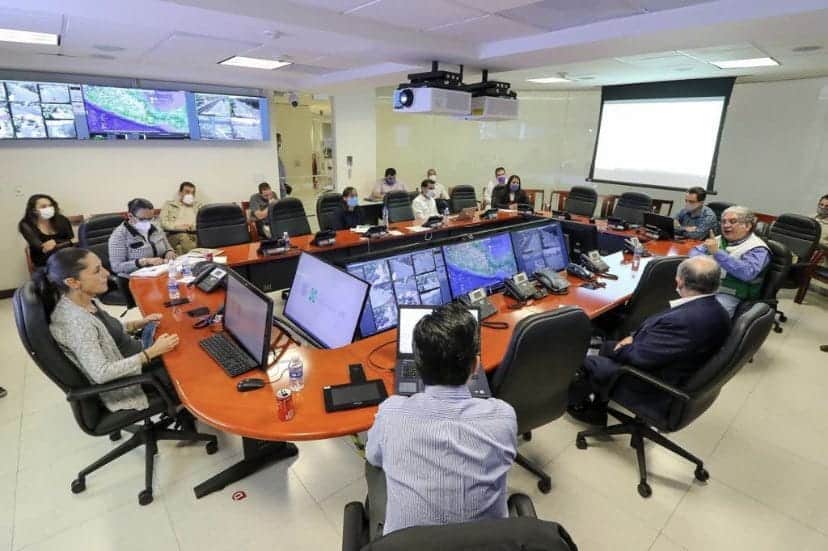 Por Covid-19, más de 300 contagios y 32 muertes de servidores públicos en Cdmx