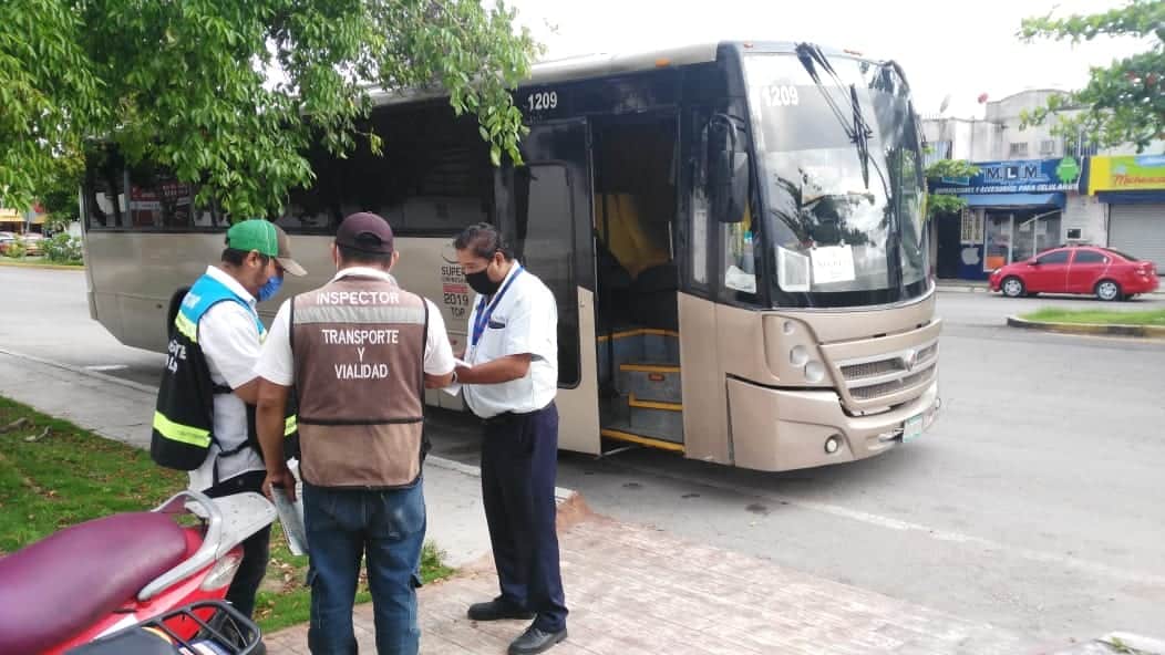 Transporte público de Solidaridad seguirá trabajando al 50% de su capacidad