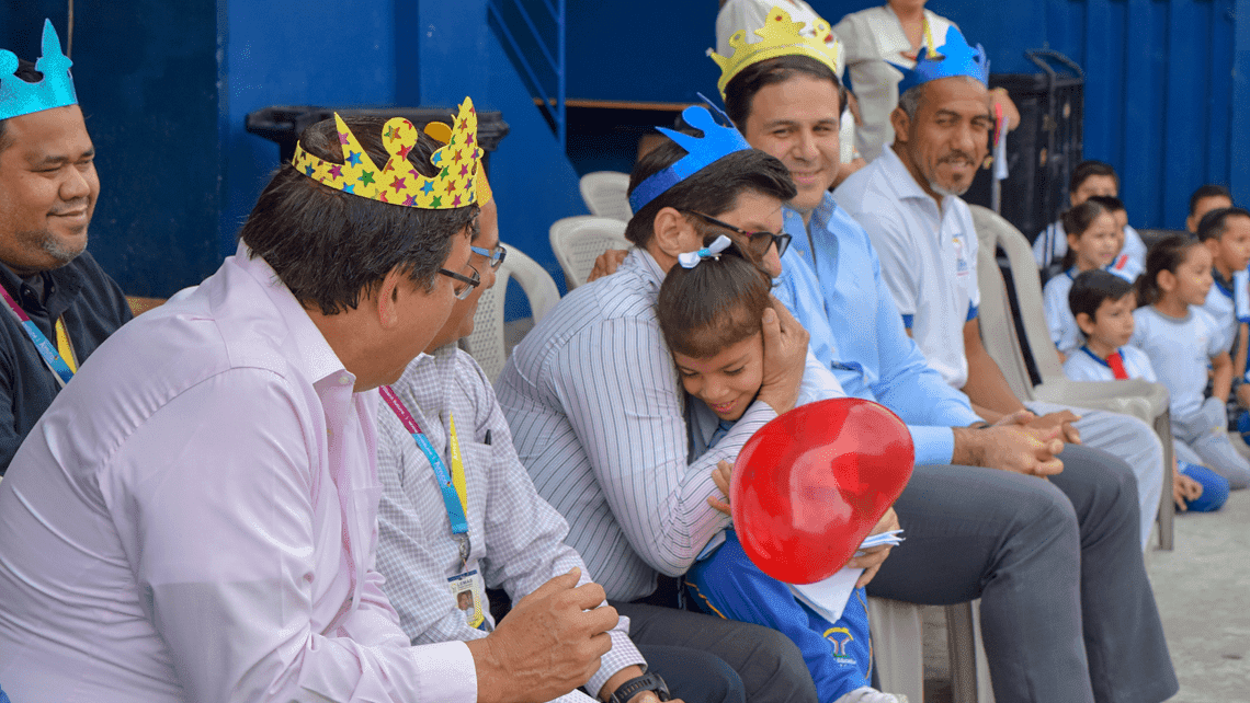 Piden no reunirse el Día del Padre para evitar más contagios por Covid-19: Secretaría de Salud