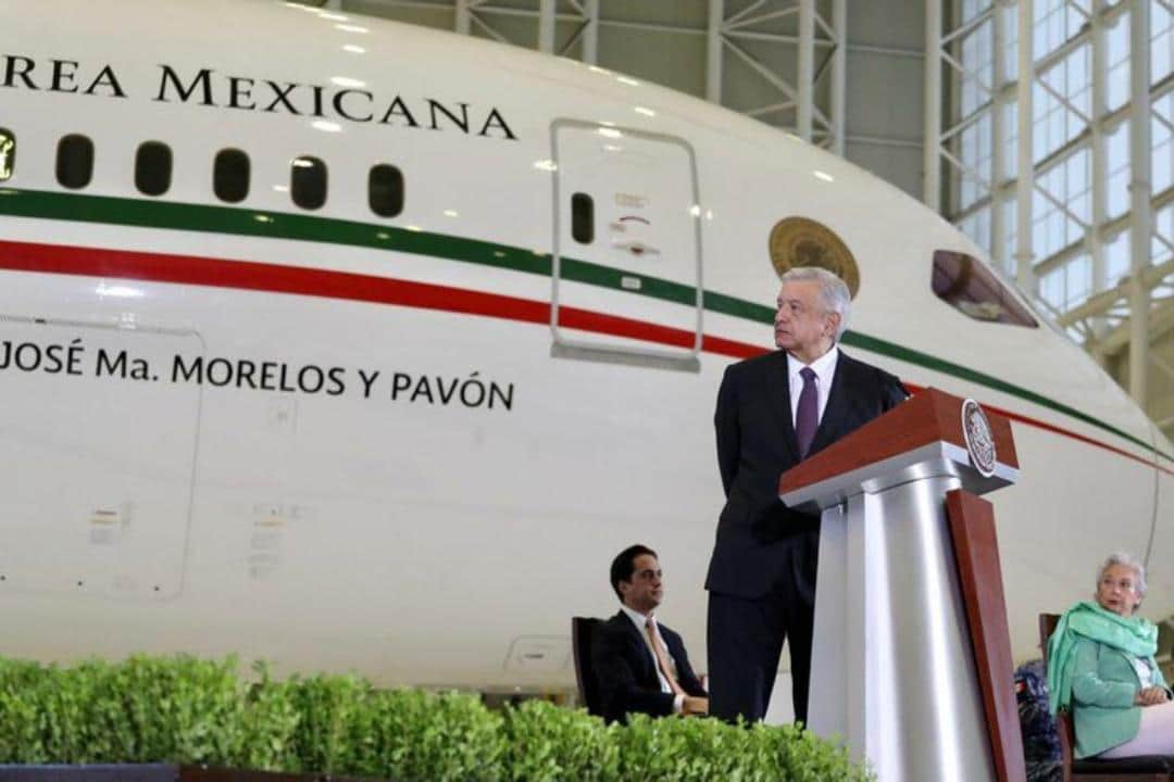 Avión es un insulto a México; debió llamarse Carlos Salinas: AMLO
