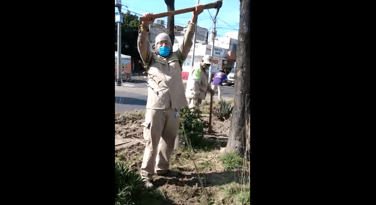 Video: ¡Pura gente de "El Mencho"! Parodian trabajadores al CJNG