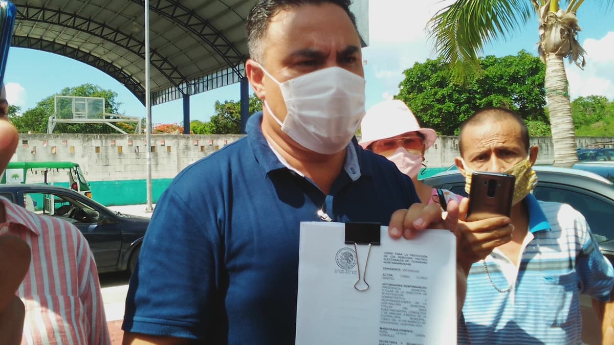 Reinstalan a Tomás Flores como delegado de Puerto Aventuras