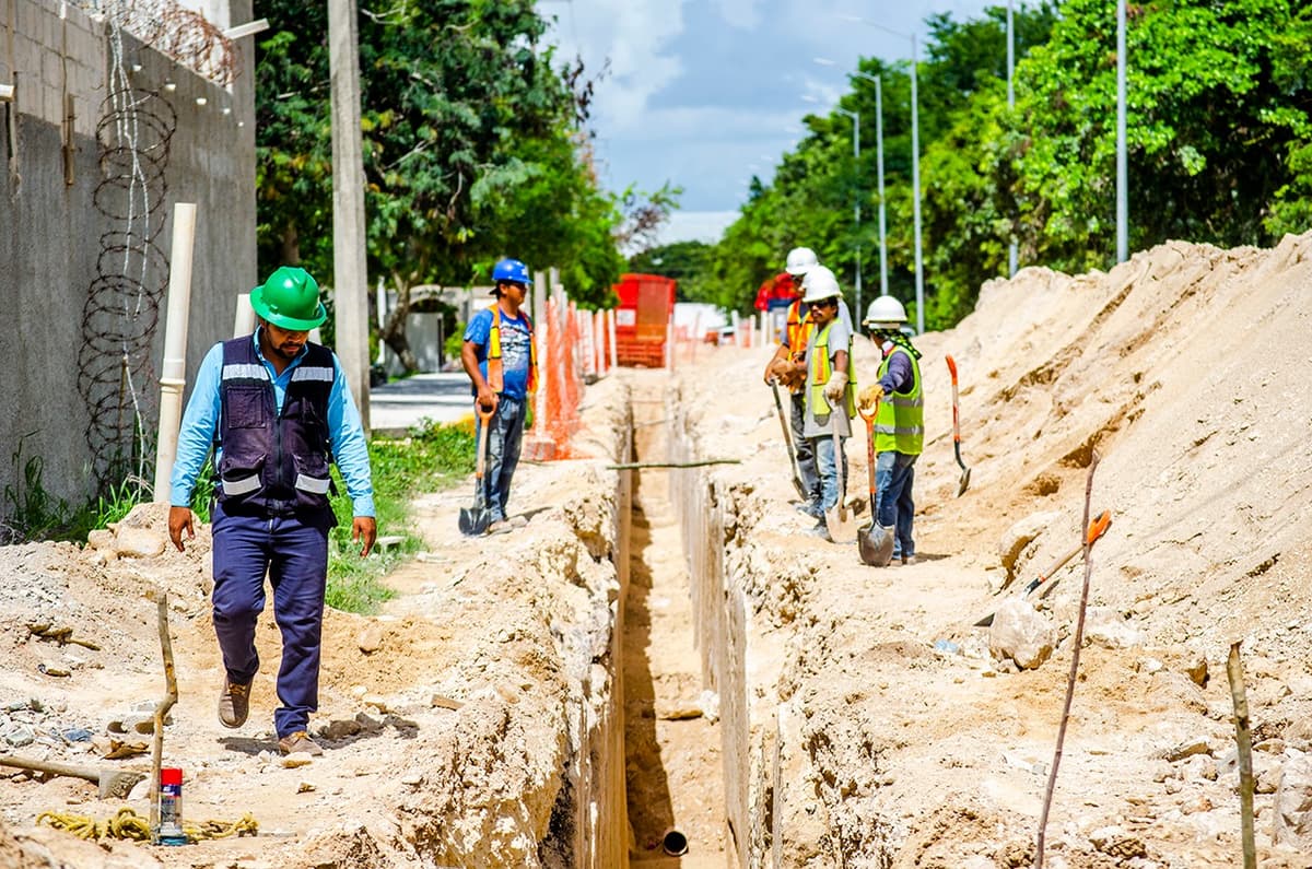 Inicia Aguakan trabajos de ampliación a red de drenaje en SM 220 y 227 de Cancún