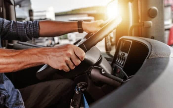 Chofer les niega el acceso por no usar cubrebocas; lo agreden y sufre muerte cerebral