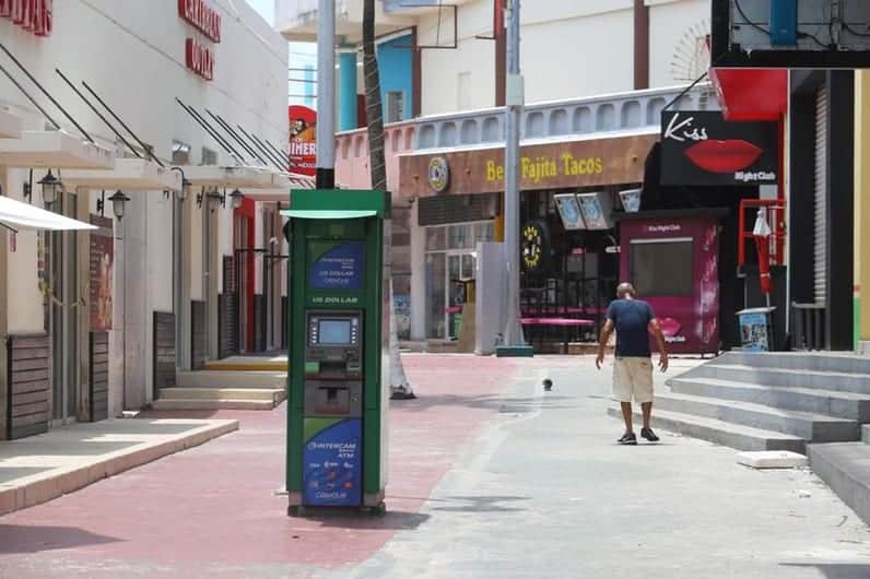 Al menos un 15% de los negocios en Cancún no reabrirán ante crisis por la pandemia