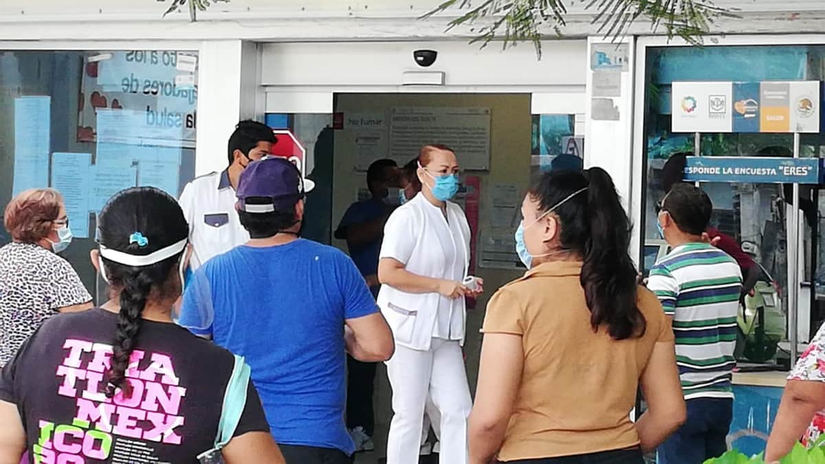 Protesta personal del ISSSTE en Cozumel por falta de insumos