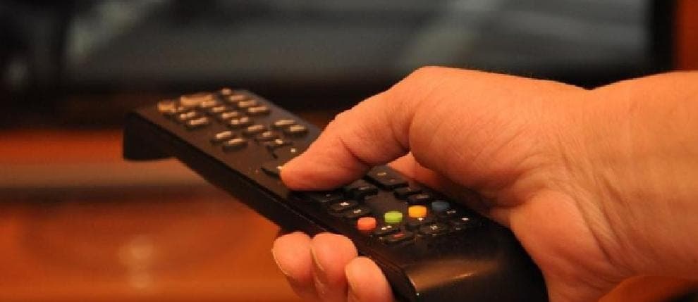 Descubren errores en clase de matemáticas de secundaria en Aprende en Casa II