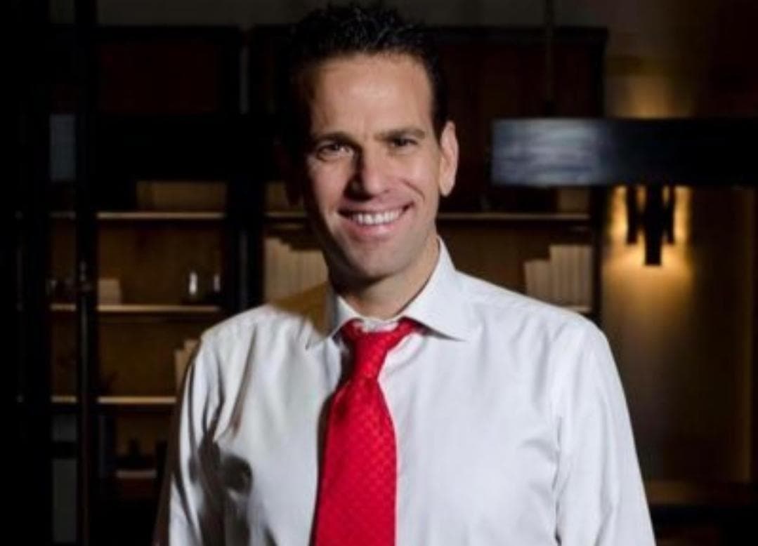 Aseguran que conflicto por W Radio es porque se busca sacar del aire a Loret