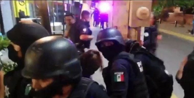 Videos: Marcha feminista en León, seña de represión policíaca