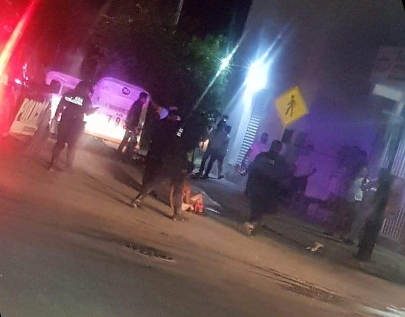 ¡Justicia a golpes! Vecinos capturan a ladrón en Villas del Sol