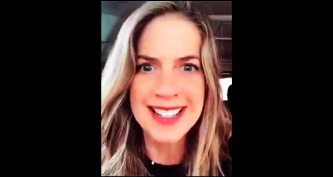 Video: Hace broma a su empleada en TikTok y causa indignación en redes