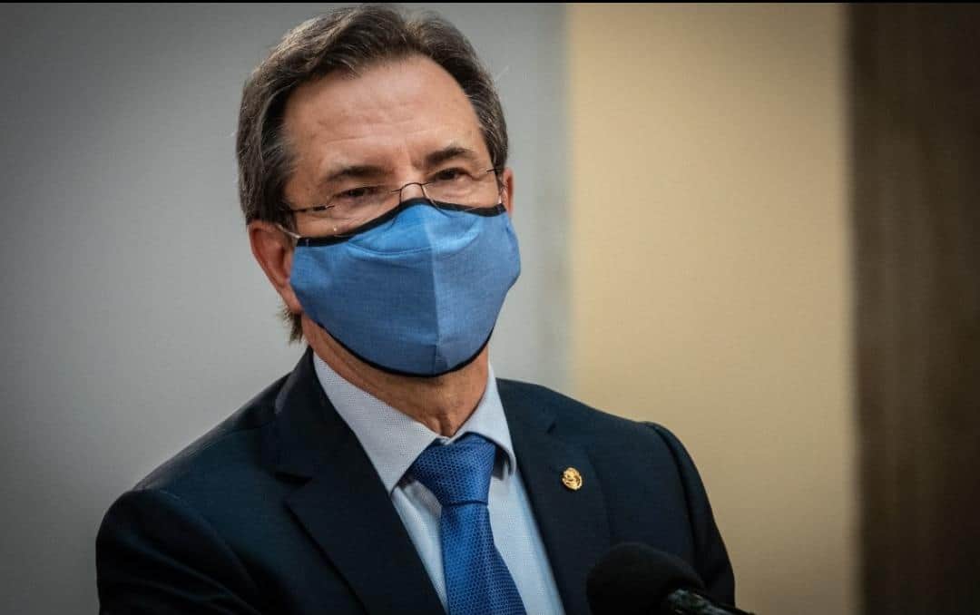 Conductores de tv acompañarán a maestros al dar clases: Esteban Moctezuma