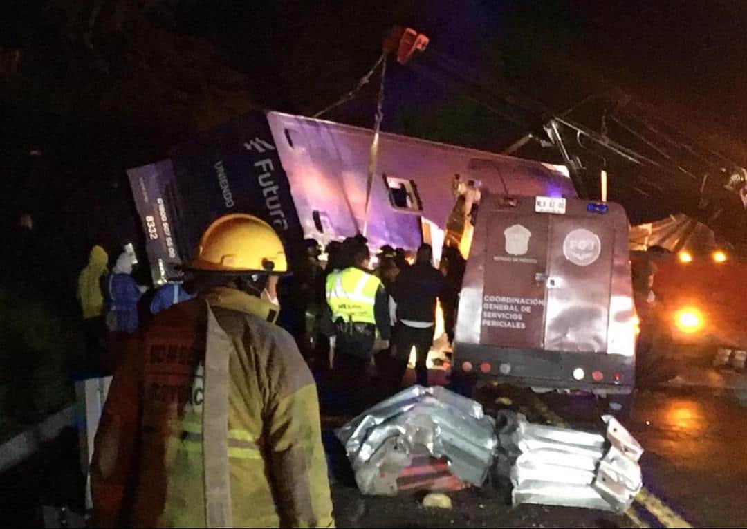 Video: Accidente en la México-Toluca deja 13 muertos y más de 20 heridos