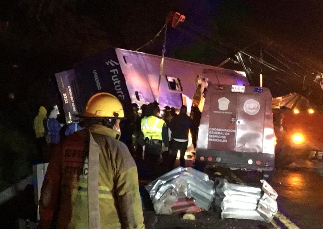 Video: Accidente en la México-Toluca deja 13 muertos y más de 20 heridos
