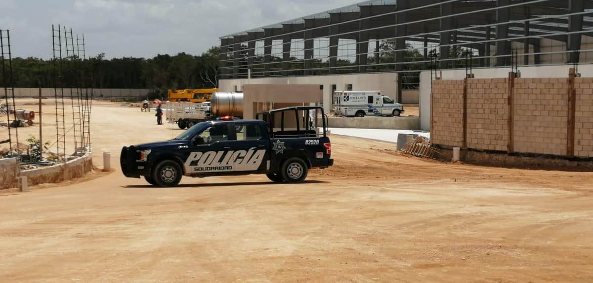 Hombre muere tras caer de un tercer piso en Playa del Carmen