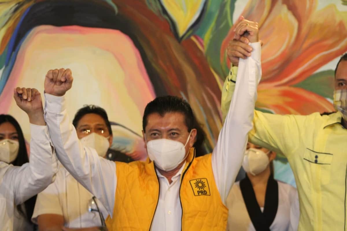 ‘Arropan’ en el PRD a Jesús Pool; posible "gallo" para Cancún