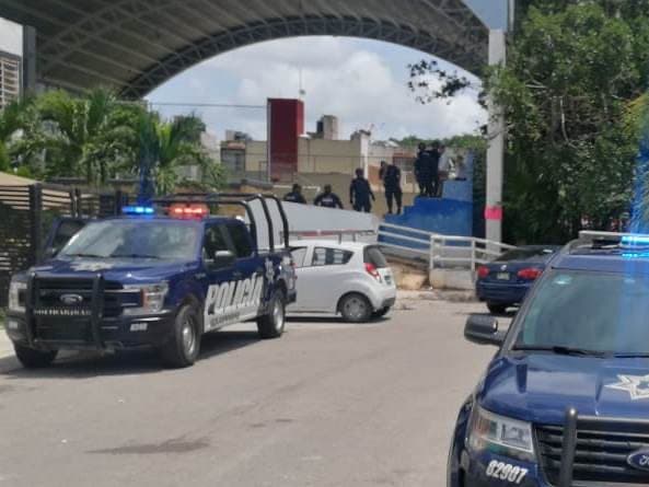 Se roban más de 300 mil pesos a punta de pistola en Playa del Carmen