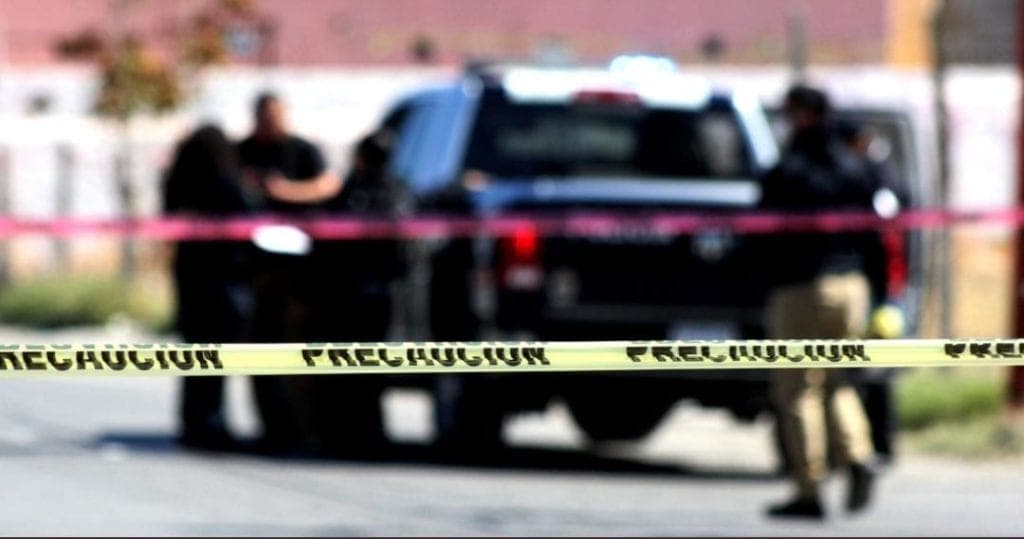 Asesinan a mujer frente a su hijo de seis años