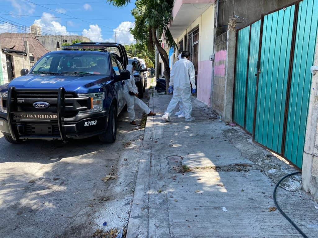 Mujer halla a su ex esposo colgado, en Playa del Carmen