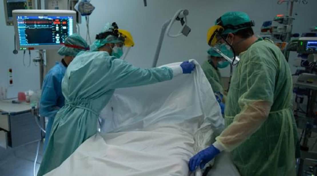 México encabeza lista de países con más trabajadores de salud muertos por Covid-19