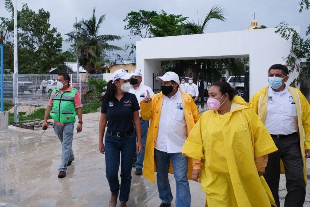 Laura Fernández realiza recorrido para constatar los protocolos de prevención ante el huracán “Zeta”