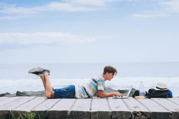 Aumenta demanda para hacer 'home office' en la playa, Cancún es uno de los destinos