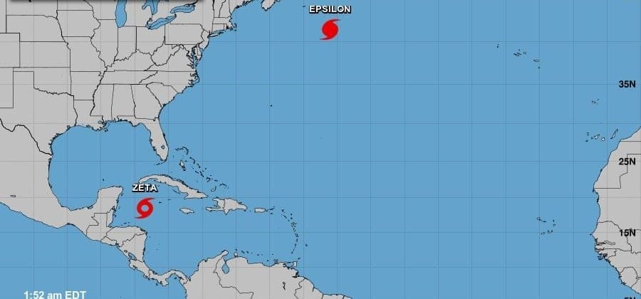 Tormenta "Zeta" se mantiene estacionaria a 445 km de Cozumel