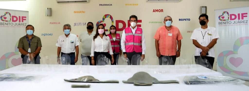 Entrega DIF de Benito Juárez donativo para que médicos de Cancún se protejan del Covid-19