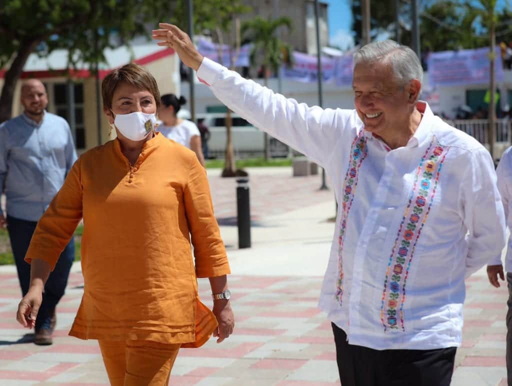 AMLO reitera regularización para la colonia Colosio y respalda a Laura Beristain