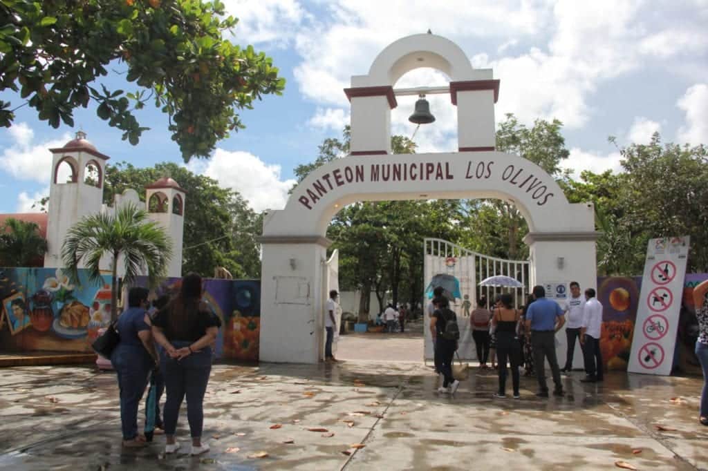 Panteones de Cancún estarán abiertos el 2 de noviembre