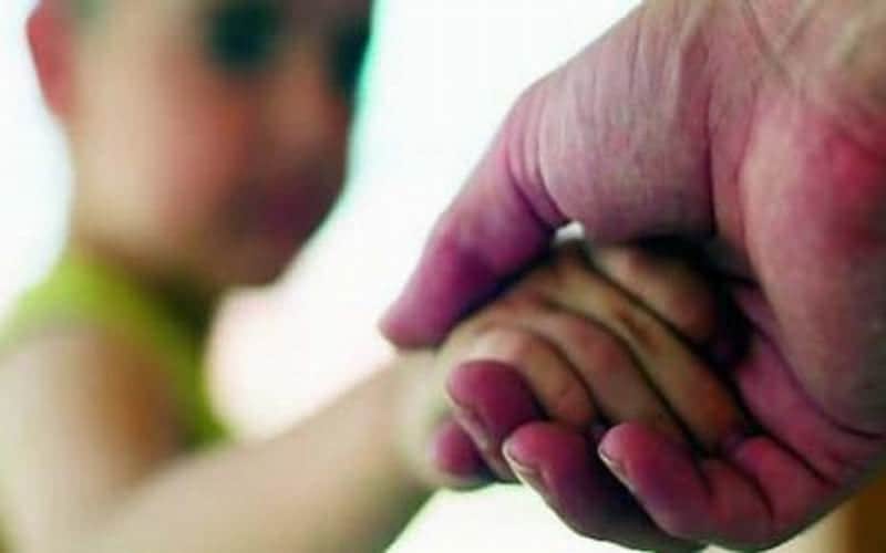 Madre denuncia a expareja: "Llevó a nuestro hijo a inscribir a la escuela y no volví a verlo"