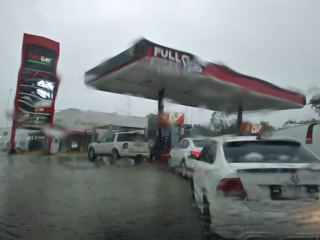 Combaten estragos de "Gamma" desde el Comité de Fenómenos Hidrometereológicos en Tulum