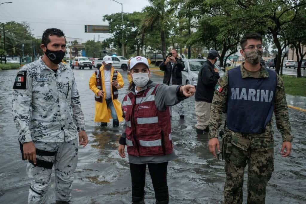 Atienden afectaciones por tormenta tropical "Gamma" en Cancún