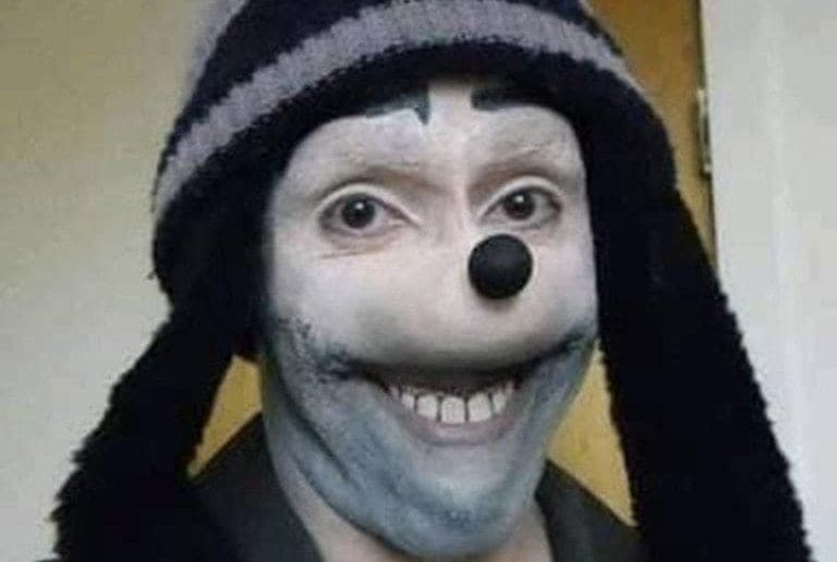 Alertan sobre peligroso reto viral "Jonathan Galindo": un niño de 11 años se quitó la vida