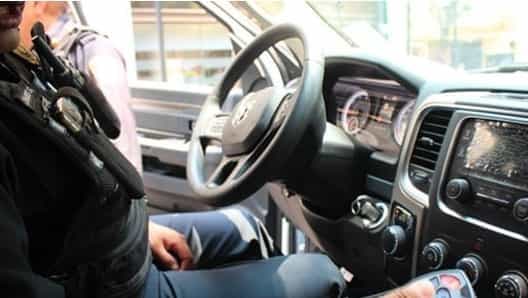 Le roban 'jugoso botín' pese a ir acompañado por un policía en CDMX