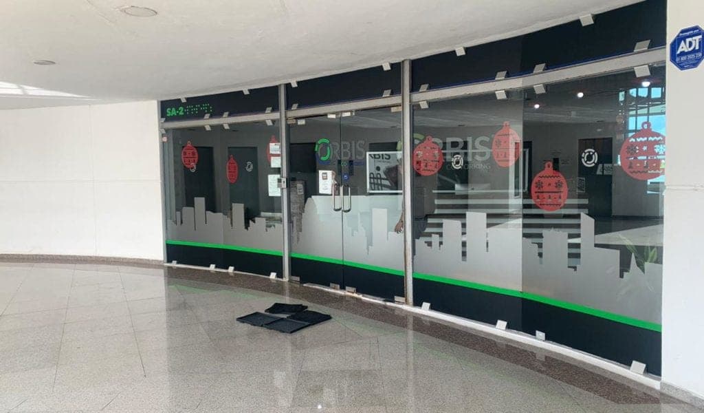 ¿Fuiste estafado por esta compañía de "créditos inmobiliarios"? Ha reaparecido la empresa ‘fantasma’