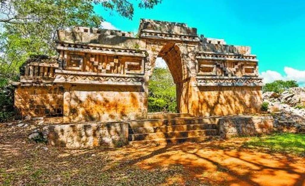 Analizan cambiar la ruta del Tren Maya en el tramo 3 por los hallazgos arqueológicos