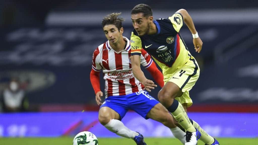 Chivas derrota al América y pasa a semifinales