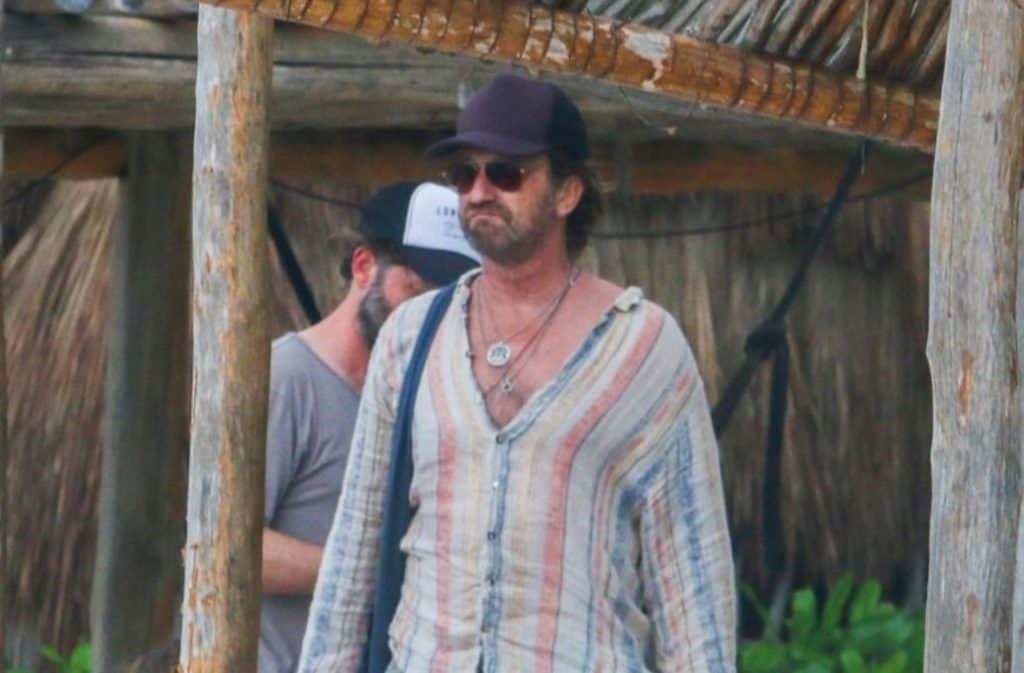 Galería: Visita el actor Gerard Butler las playas de Tulum