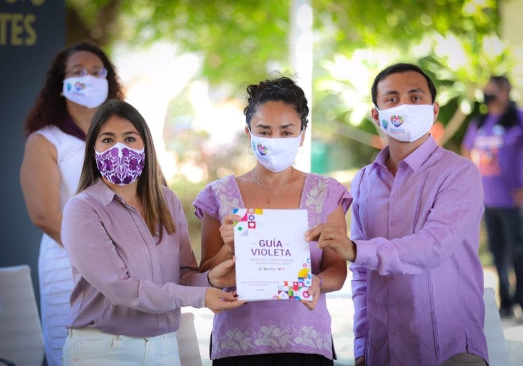 Presentan Guía Violeta que garantiza protección a todas las mujeres en Playa del Carmen