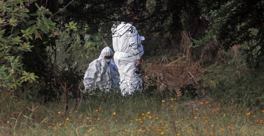 Encuentran los restos de seis hombres y una mujer en fosa en Hermosillo, Sonora