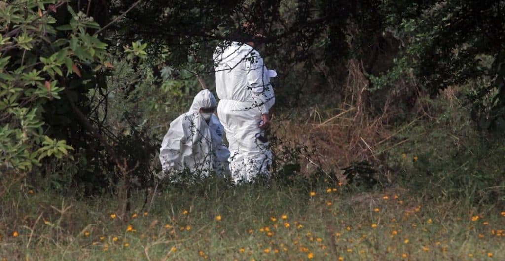 Encuentran los restos de seis hombres y una mujer en fosa en Hermosillo, Sonora